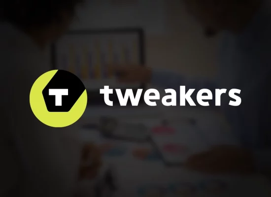 Tweakers logo op een donkere achtergrond
